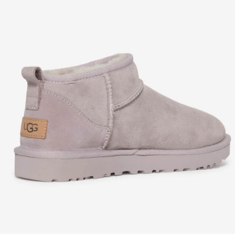 UGG Classic Ultra Mini in Pale Smoke 😍 (Used)